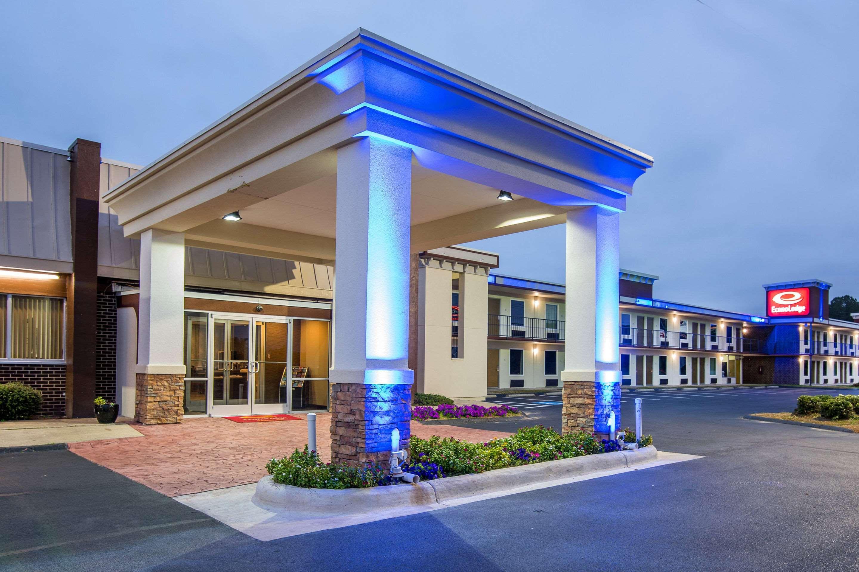 Econo Lodge Selma Екстериор снимка
