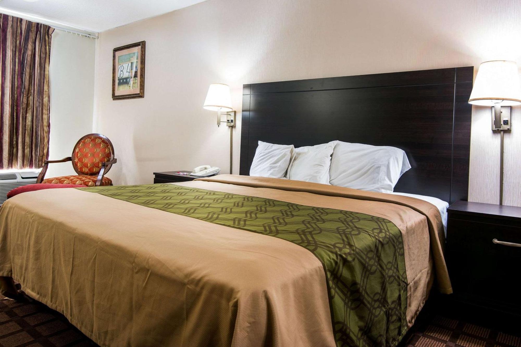 Econo Lodge Selma Екстериор снимка