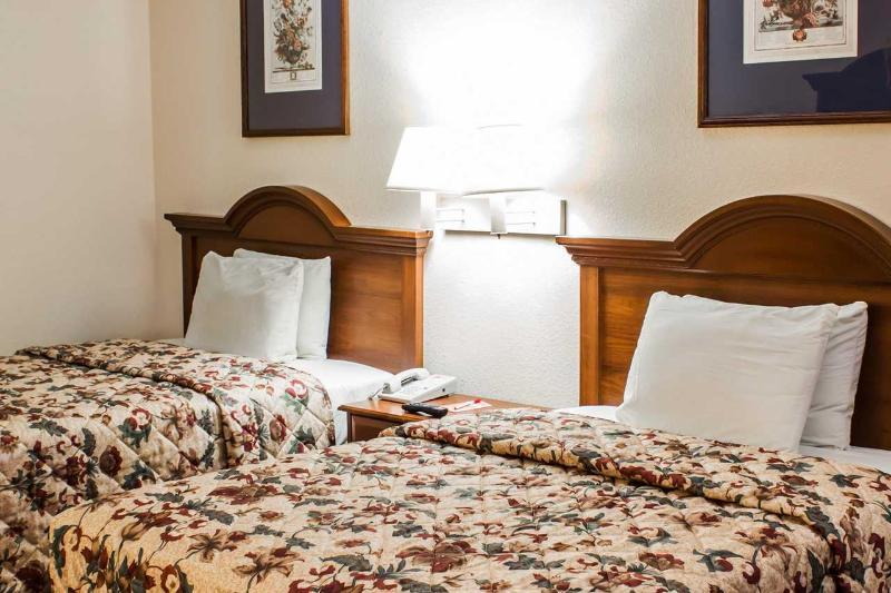 Econo Lodge Selma Екстериор снимка