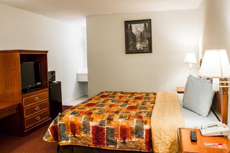 Econo Lodge Selma Екстериор снимка